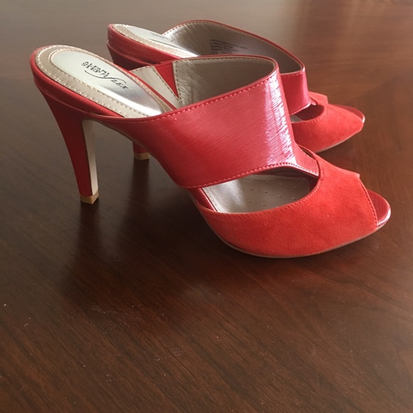 Shoes - Picture 2 of 2